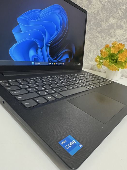 Lenova i5 12-avlod
