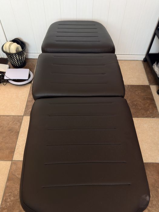 Продам кушетку и стул