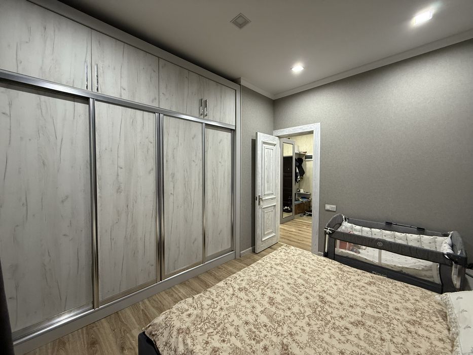 3 комн/1/5 ( 72 квм) ЖК "Паркент Вилладж" с мебелью и техникой