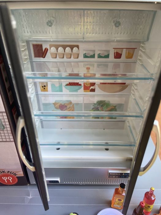 Продам холодильник для миниатюр для кукол