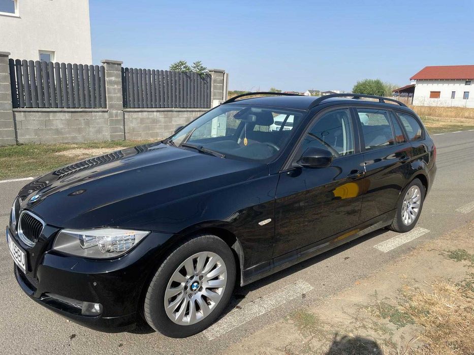 BMW 320 E91 facelift 177 cai xenon navigatie motor N47 EURO 5