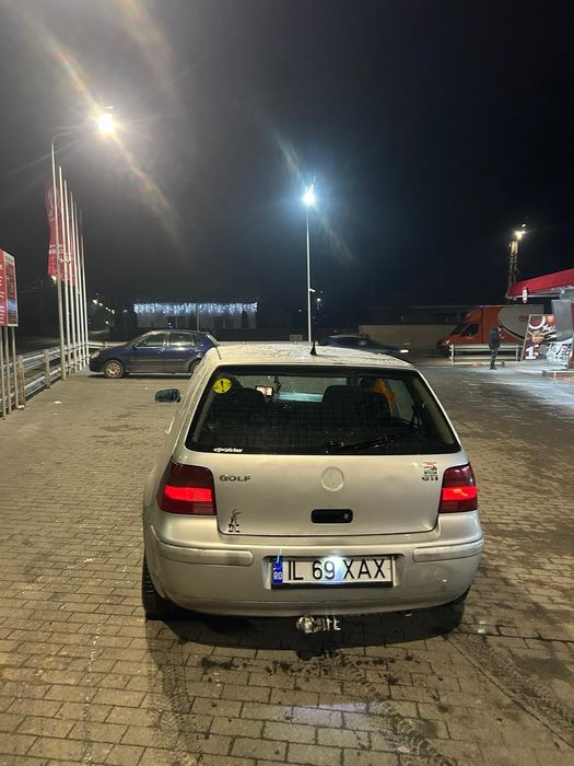 Vând golf4 coupe 1.9tdi 6trepte ușor negociabil