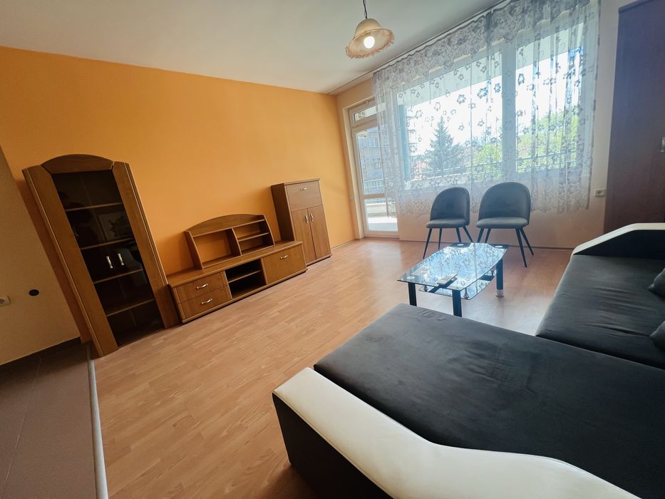 Тристаен апартамент под наем град Хасково