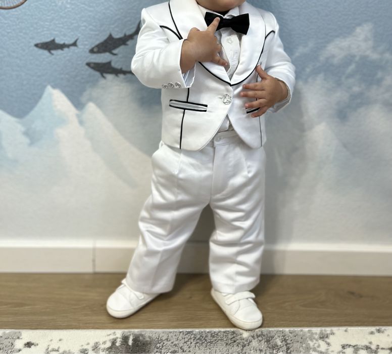 Костюм ребенку на годик