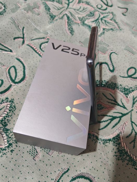Продам Vivo V25 pro