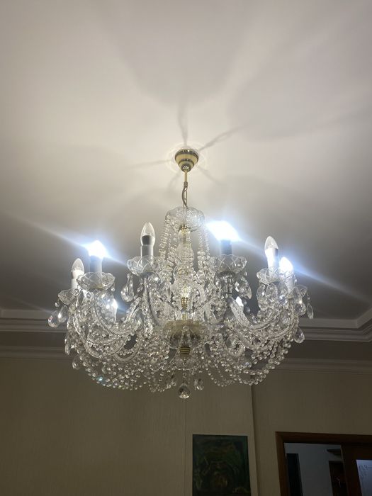 Хрустальая люстра
