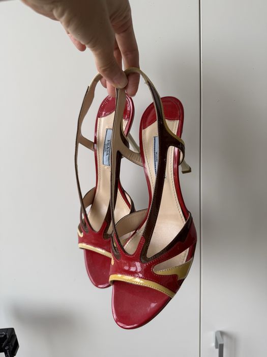 Винтажные босоножки Prada