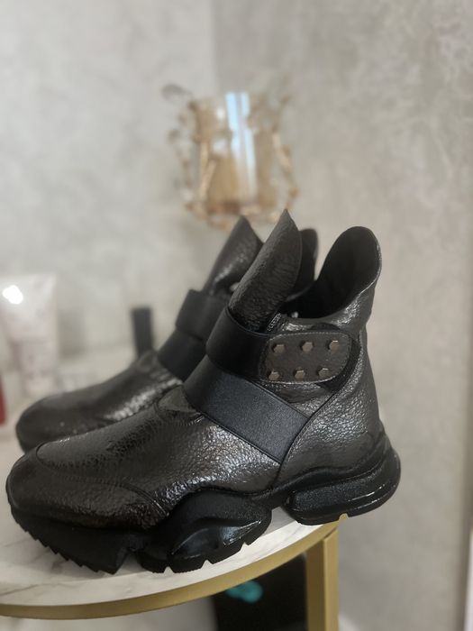 Продам осенние сапожки