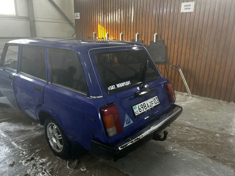 продается лада ваз 2104