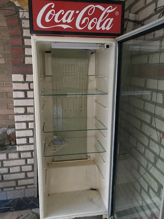 Холодильник витрина