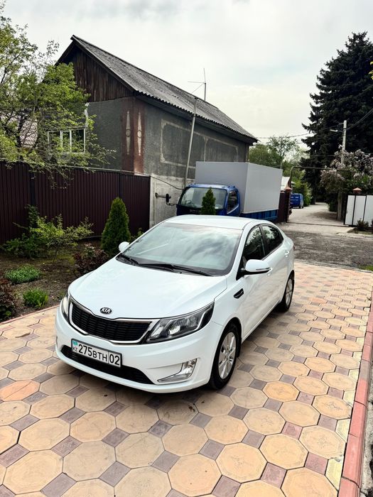 Продам авто Kia rio 3