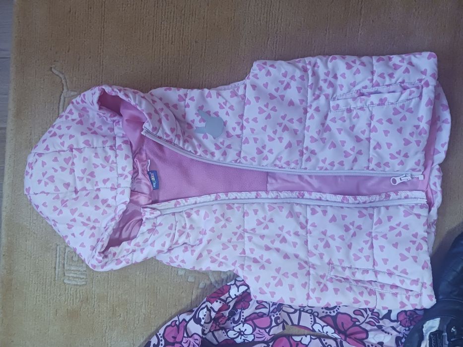 Три пролетно-есенни якета за общо 20 евро