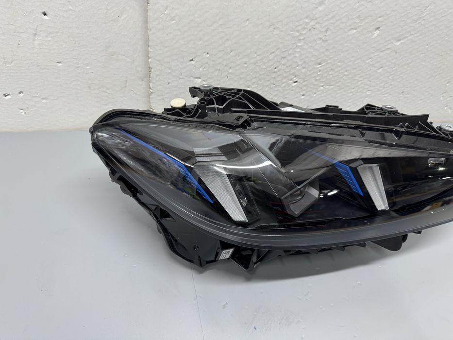 Far faruri bmw G22 G23 G26 seria 4 LCI full led adaptive shadow