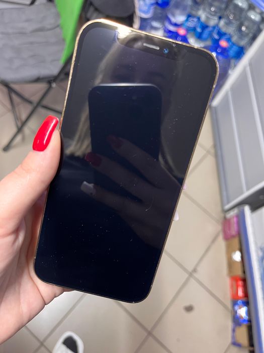 Продам Iphone 12 pro