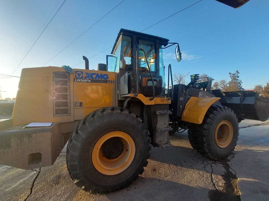 На складе! Продаётся  Погрузчик XCMG LW500FN 3 куба рычаг джостик