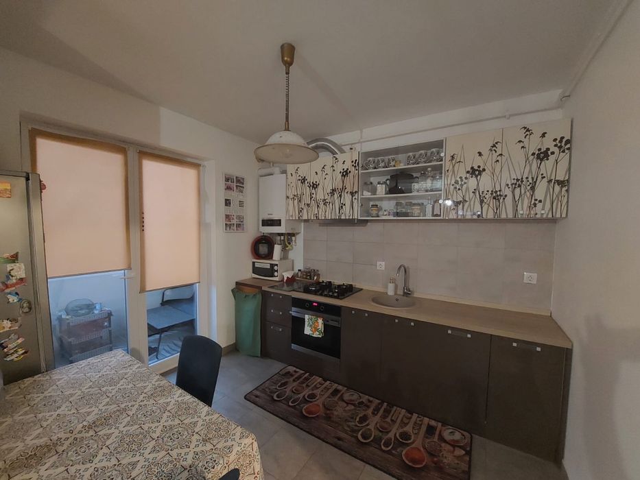 Proprietar vand apartament 2 camere