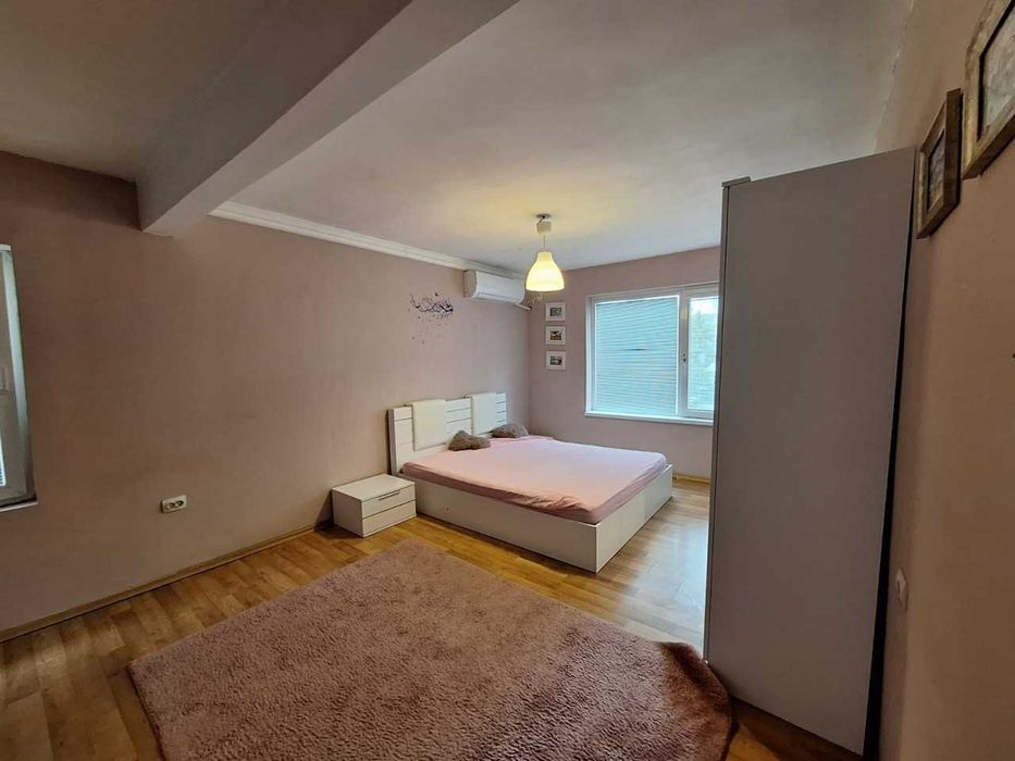 Дава се под наем Тристаен апартамент в Пловдив, Христо Смирненски - 100 кв.м за 600 € - Снимка #4