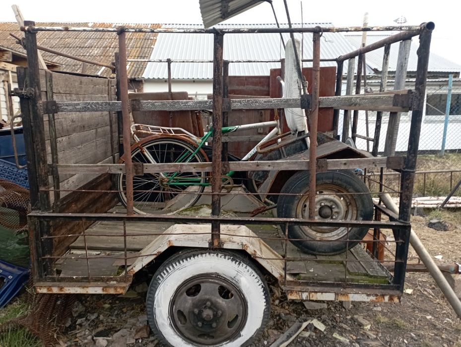 Продаю тележку для перевозки скота