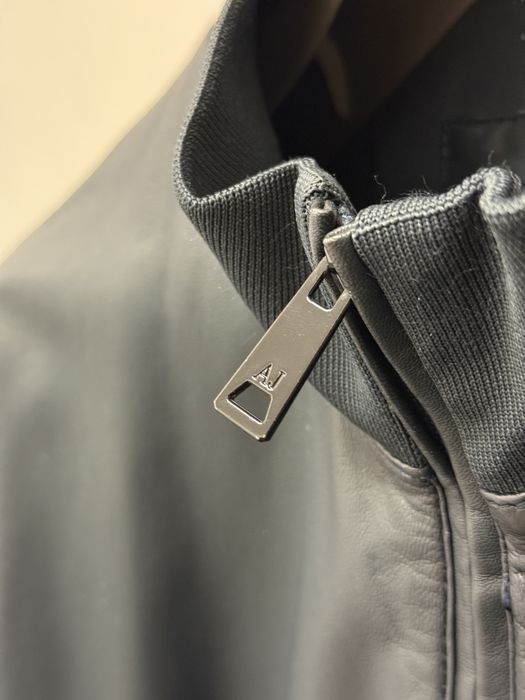 Geaca de piele 100% originala Armani