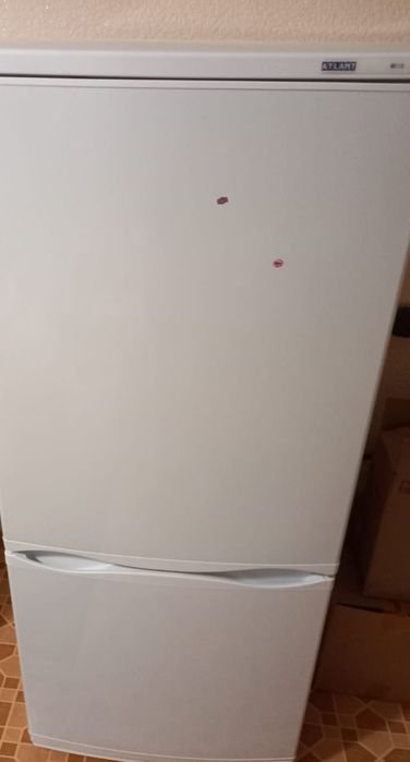 Продам холодильник