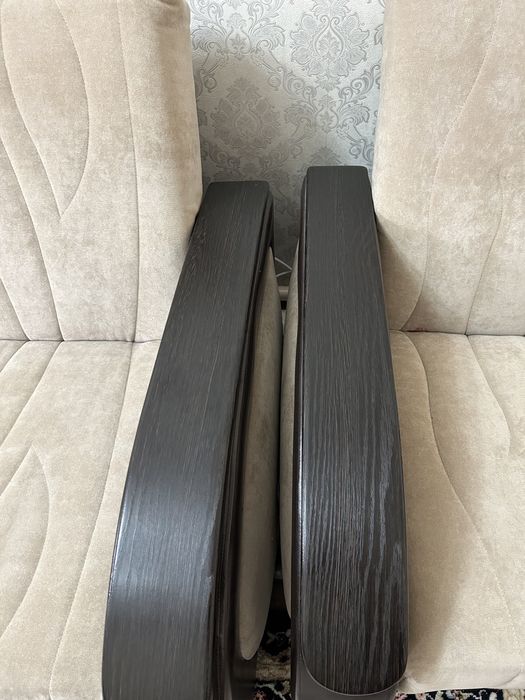 Диван с креслами