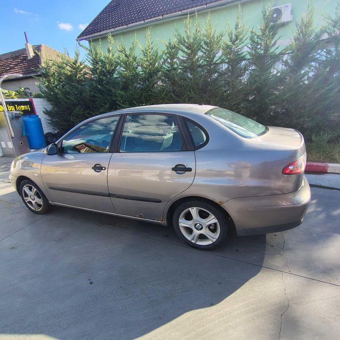 SEAT Cordoba 2003 — imagine 4