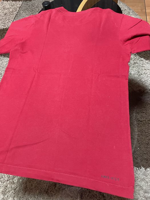 tricou jordan rosu