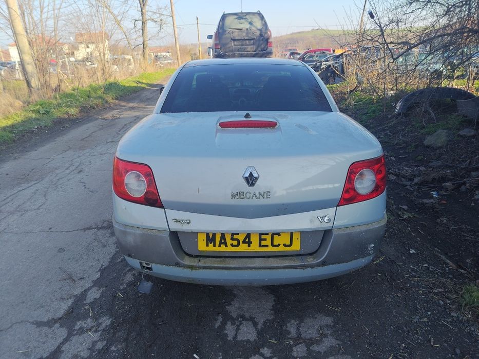 Renault Megane coupe cabriolet 1.4 или 1.6 16 v