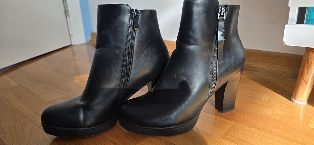 Дамски боти обувки на ток