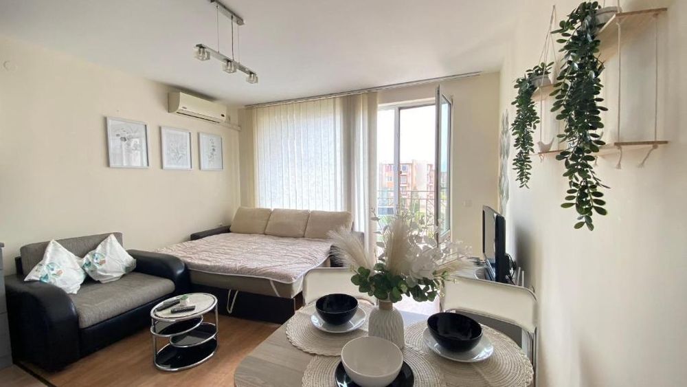 Продава се Едностаен апартамент в к.к. Слънчев бряг - 45 кв.м за 1149 €/кв.м - Снимка #1