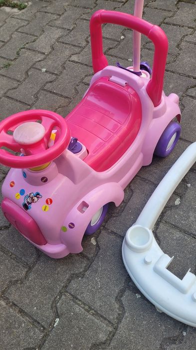 Masinuta pentru fetite