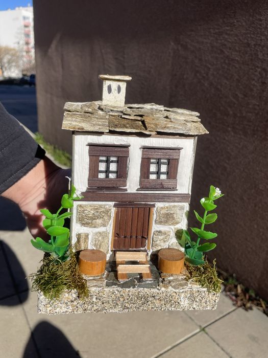 Ръчно избработени къщички, различни видове !