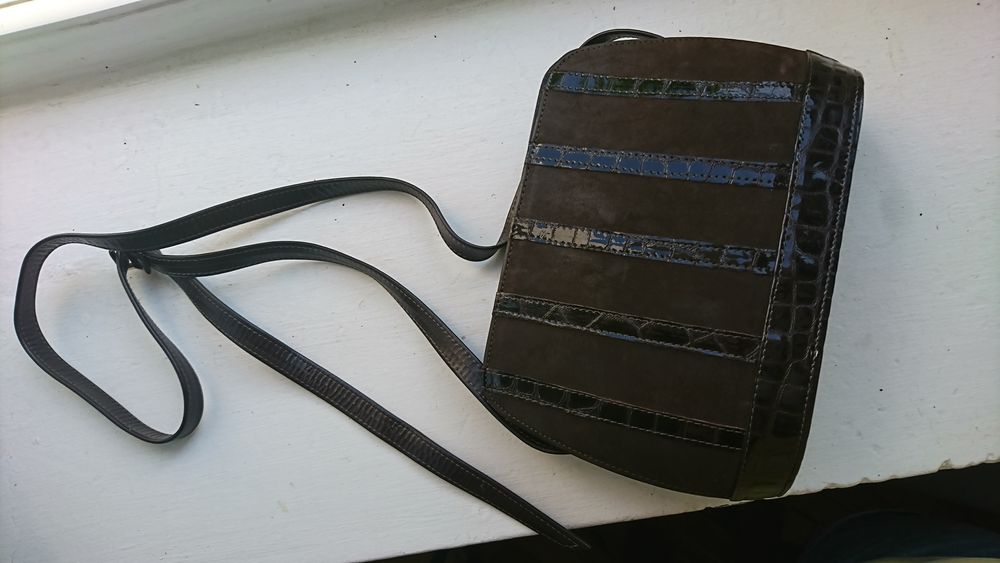 Кожена дамска чанта