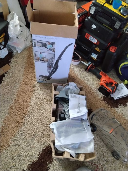 Black+Decker aspirator 2in1 21.6v lithium 43.2wh sigilat