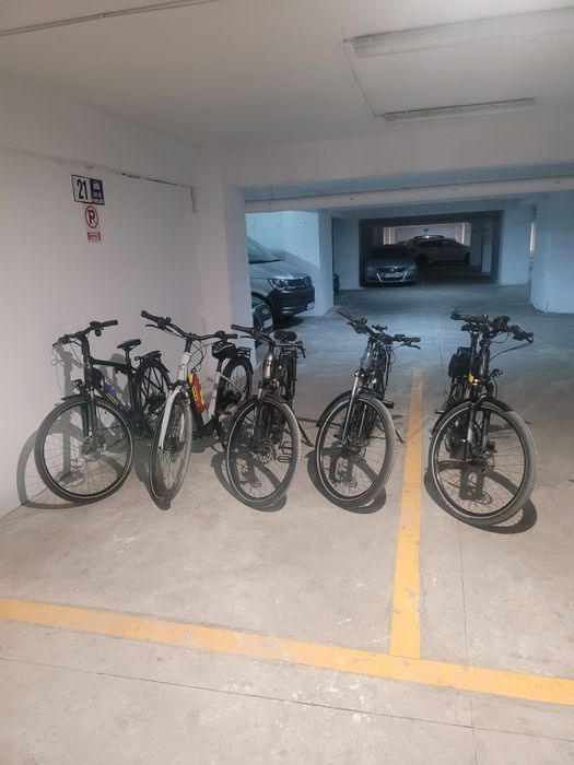 Bicicleta electrica de inchiriat pentru delivery | Glovo Bolt Wolt