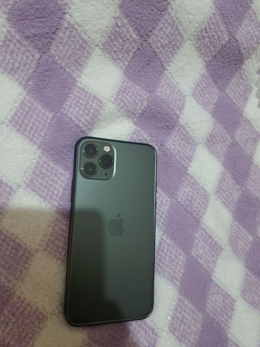 Iphone 11 pro ideal radnoy