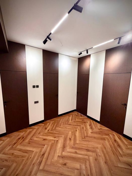 Продаётся квартира  Улица Махтумкули, ЖК Poytaxt 150 кв Дуплекс