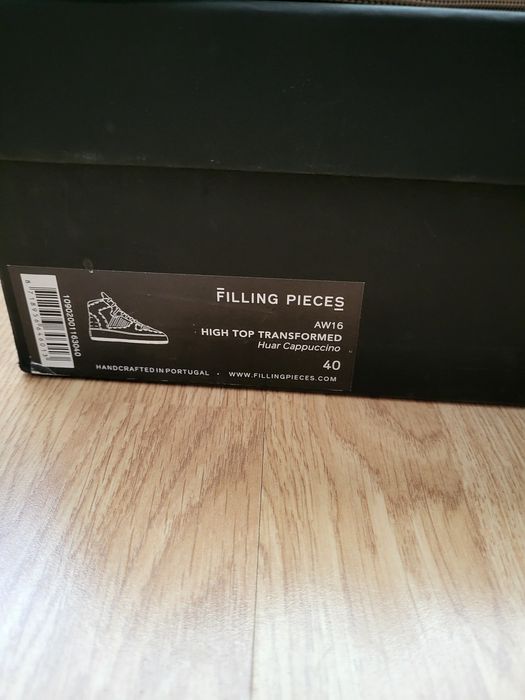 Sneakers Filling Pieces