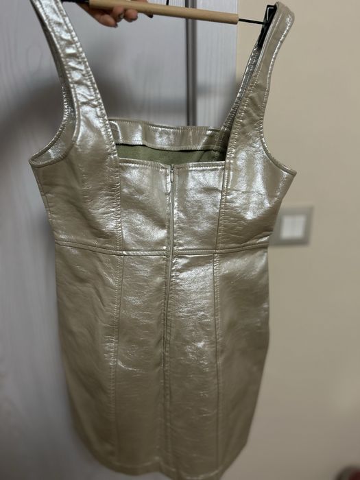 Рокля от about you