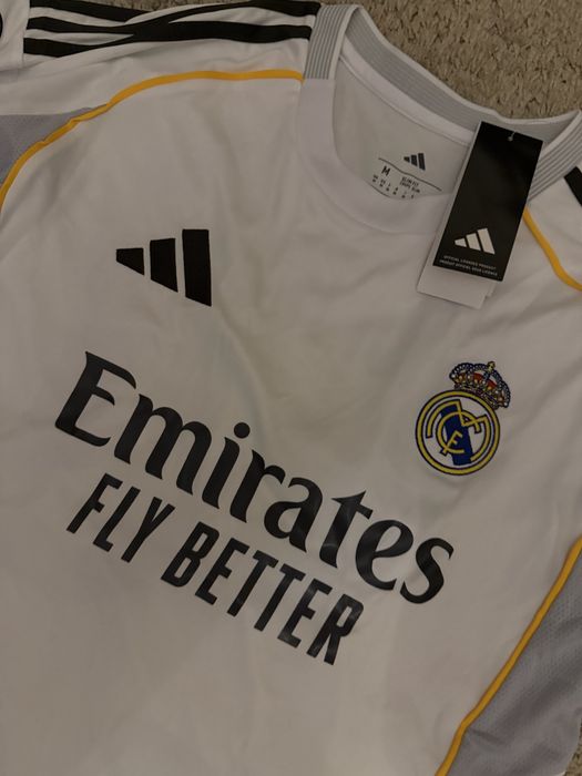 Tricou Huijsen real madrid