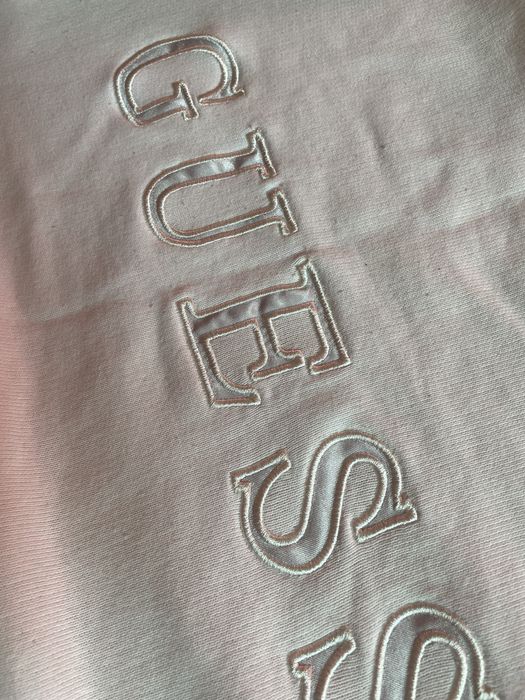 Дамски комплект на Guess