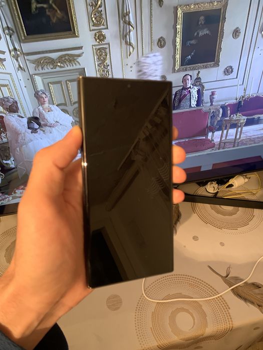 Samsung S22Ultra 12/256гб