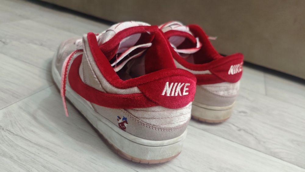 Кроссовки Nike Dunk "Strange love" 41-42