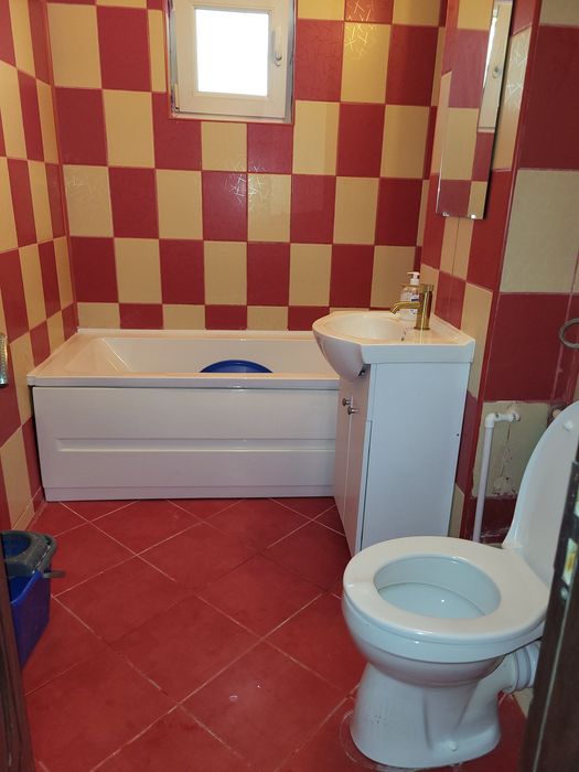 Apartament poarta 6 de închiriat