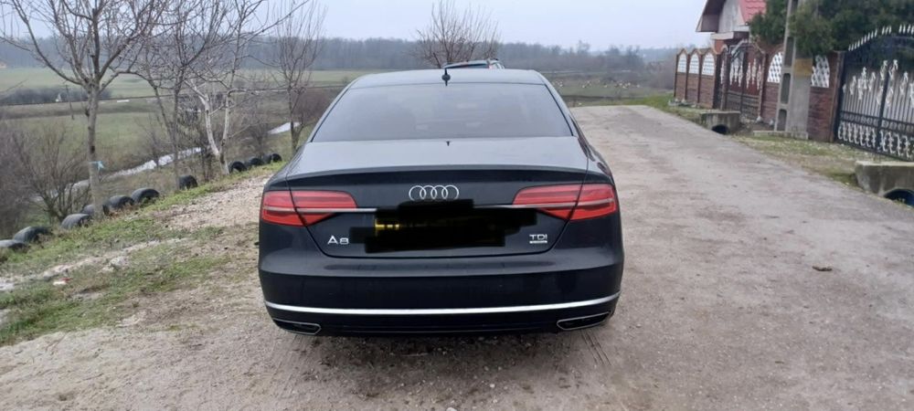 Audi A 8 din 2016