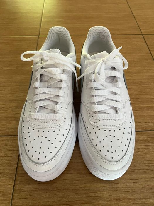 Дамски обувки Nike Сourt Vision Alta