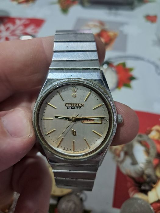 Vând monede de argint si ceasuri vechi