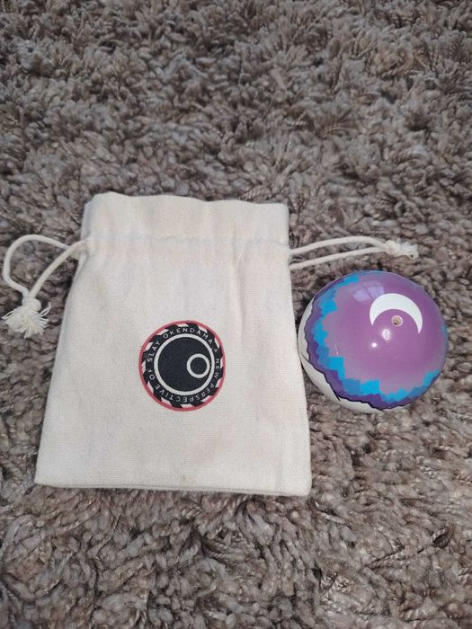 Kendama Europe Record Sticky Clear Tama Joshua Flow Grove Luna Cushion