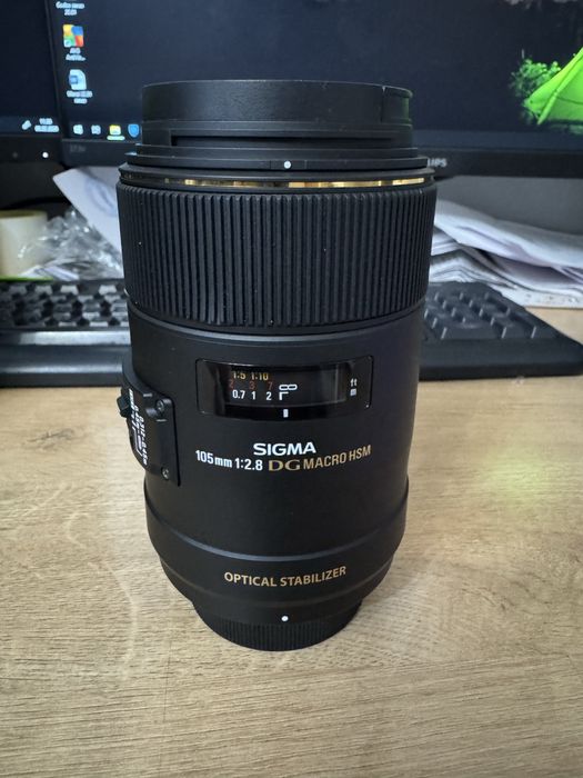 Объектив Sigma 105mm f/2.8 EX DG OS HSM Macro Nikon