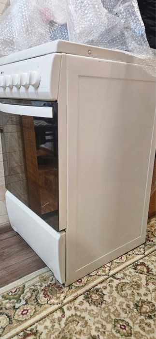 Продам электроплиту